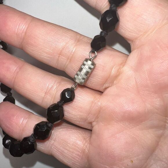 Vintage Hand Strung Black Glass Faceted Bead Necklace with Barrel Fastener - Picture 4 of 6